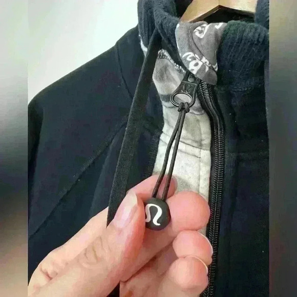 Vintage Lululemon Womens Black Abstract India Scuba Hoodie Summer Casual 10 - Picture 6 of 15